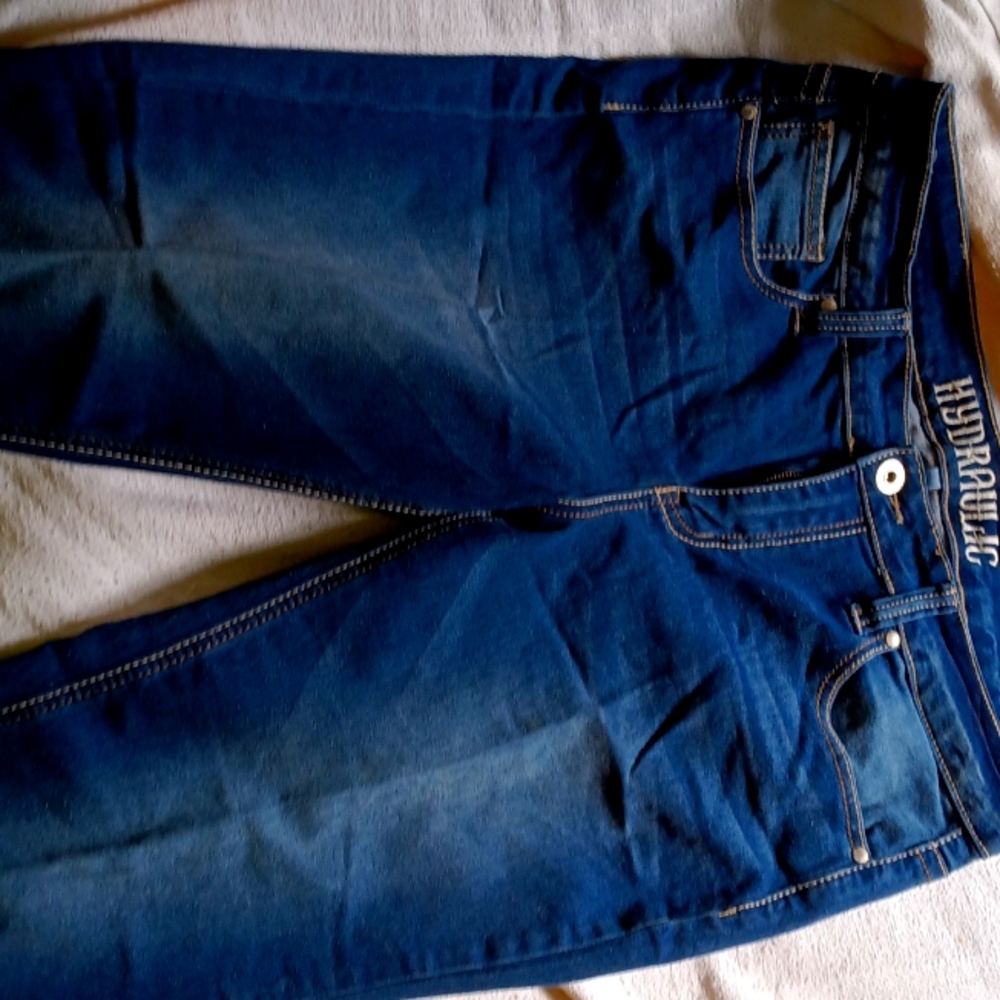Hydraulic jeans